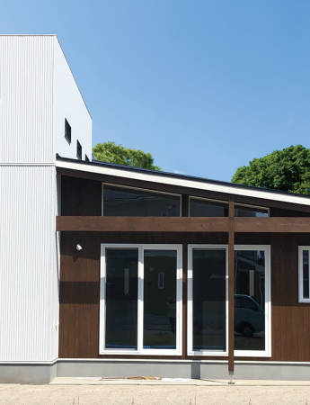 ~自然素材を楽しむ家~